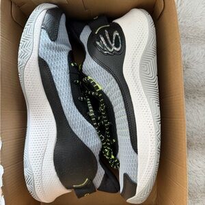 Under Armour Black and Gray Curry 3Z7 Sneakers